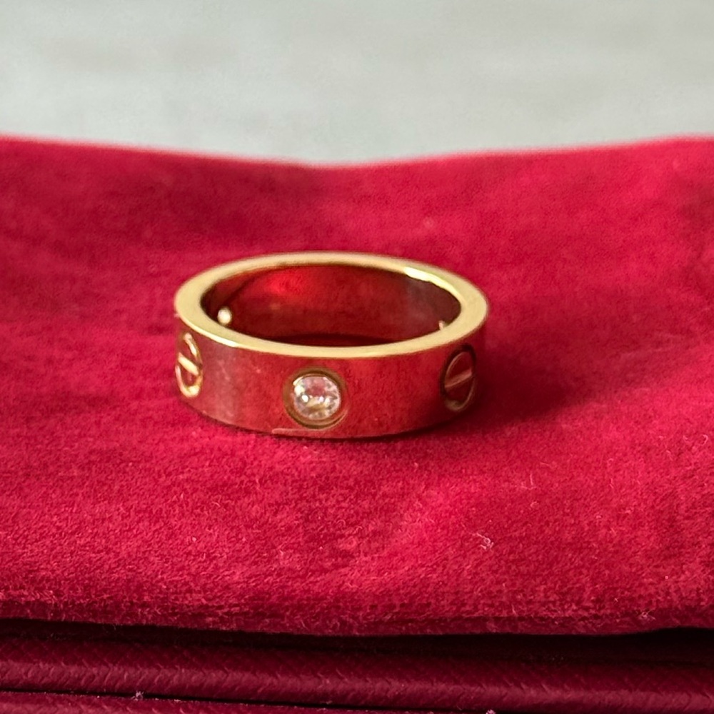 🌟New Stainless Steel Gold Plated Love Ring - Picture 7 of 9
